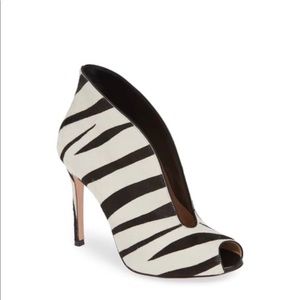 NWOB Gianvito Rossi Booties